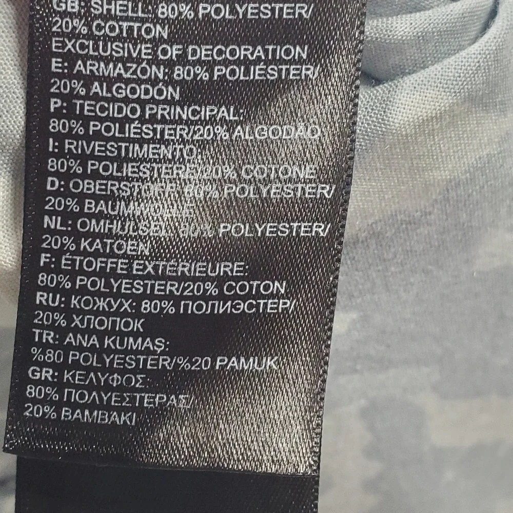 The North Face Camouflage Button Up Shirt Mens M‎ Grey Camo Long Sleeve Gorpcore